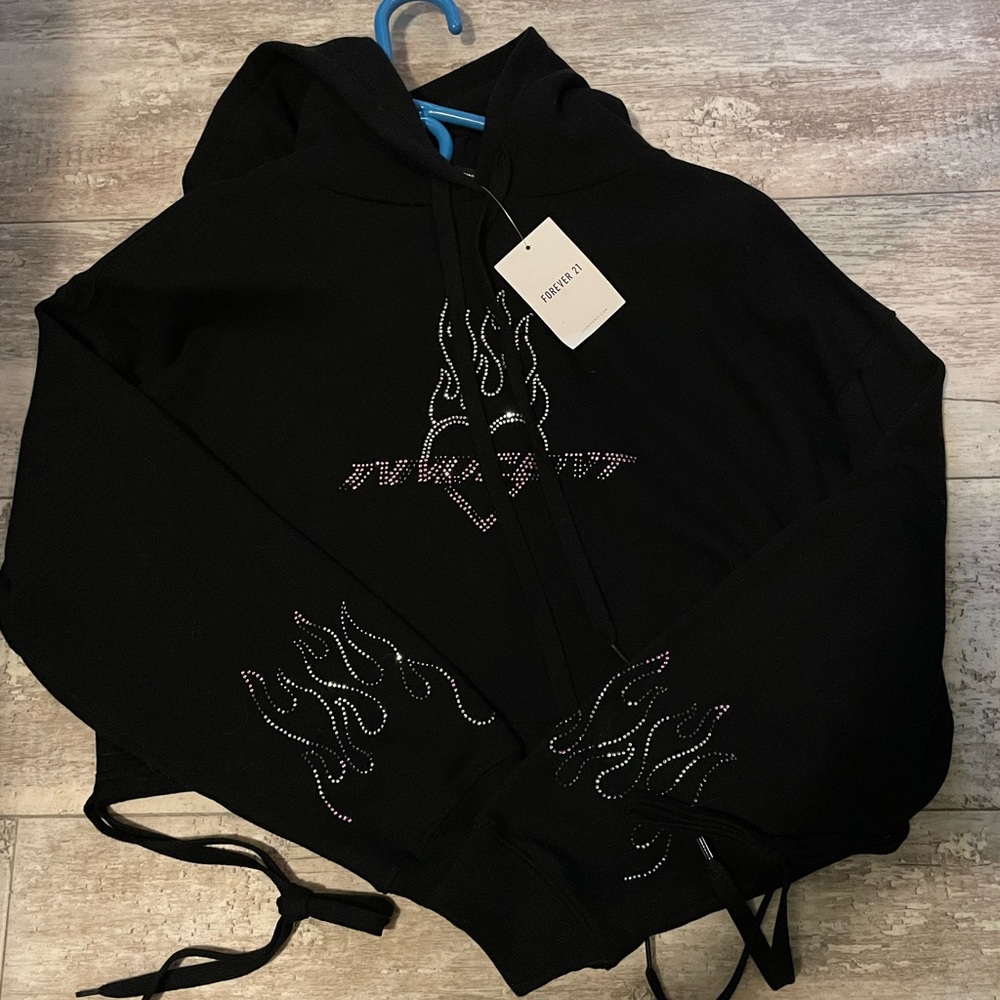 Cropped hoodie